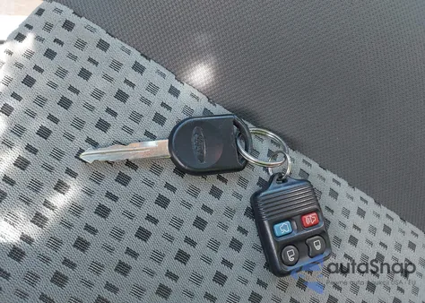 2007 Ford Focus S/Se/Ses z USA, uszkodzony, nr VIN 1FAHP34N97W353775